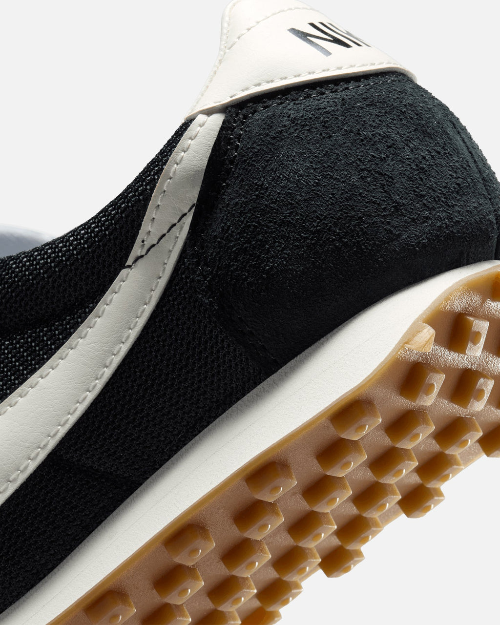 Nike Women's LD-1000 Black/White