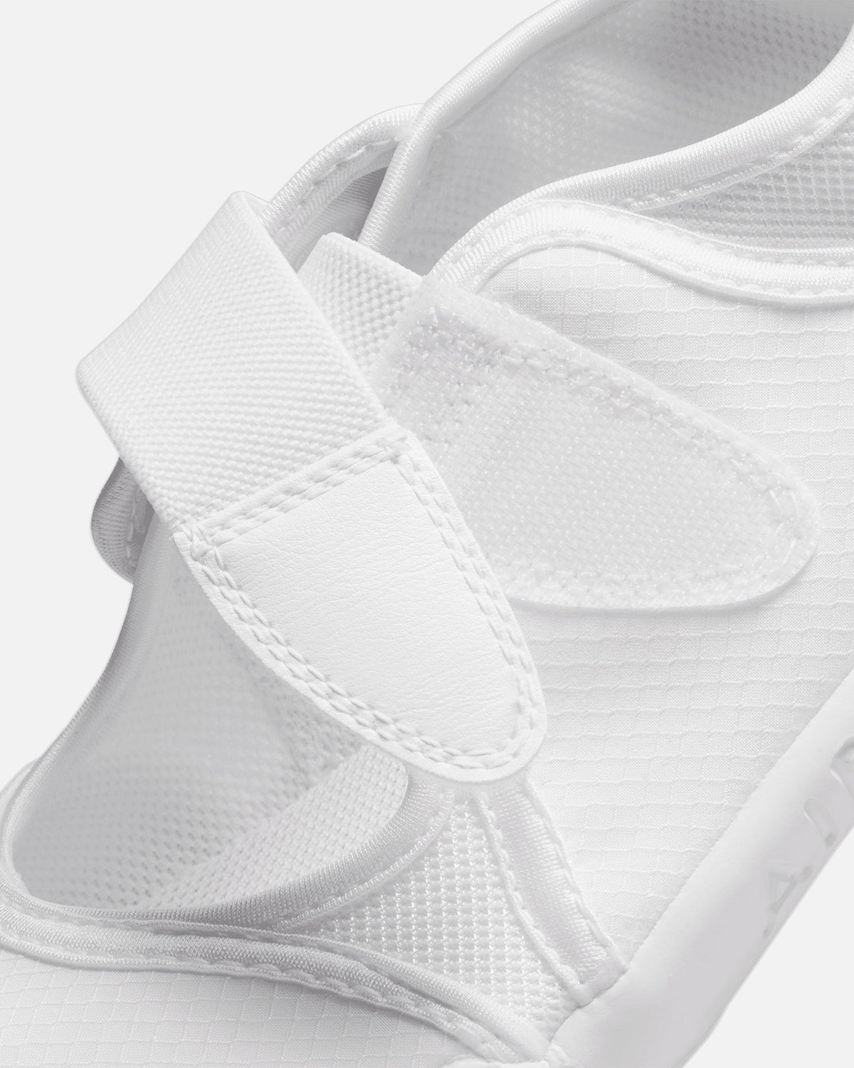 Nike Women's Air Rift Breathe White/White