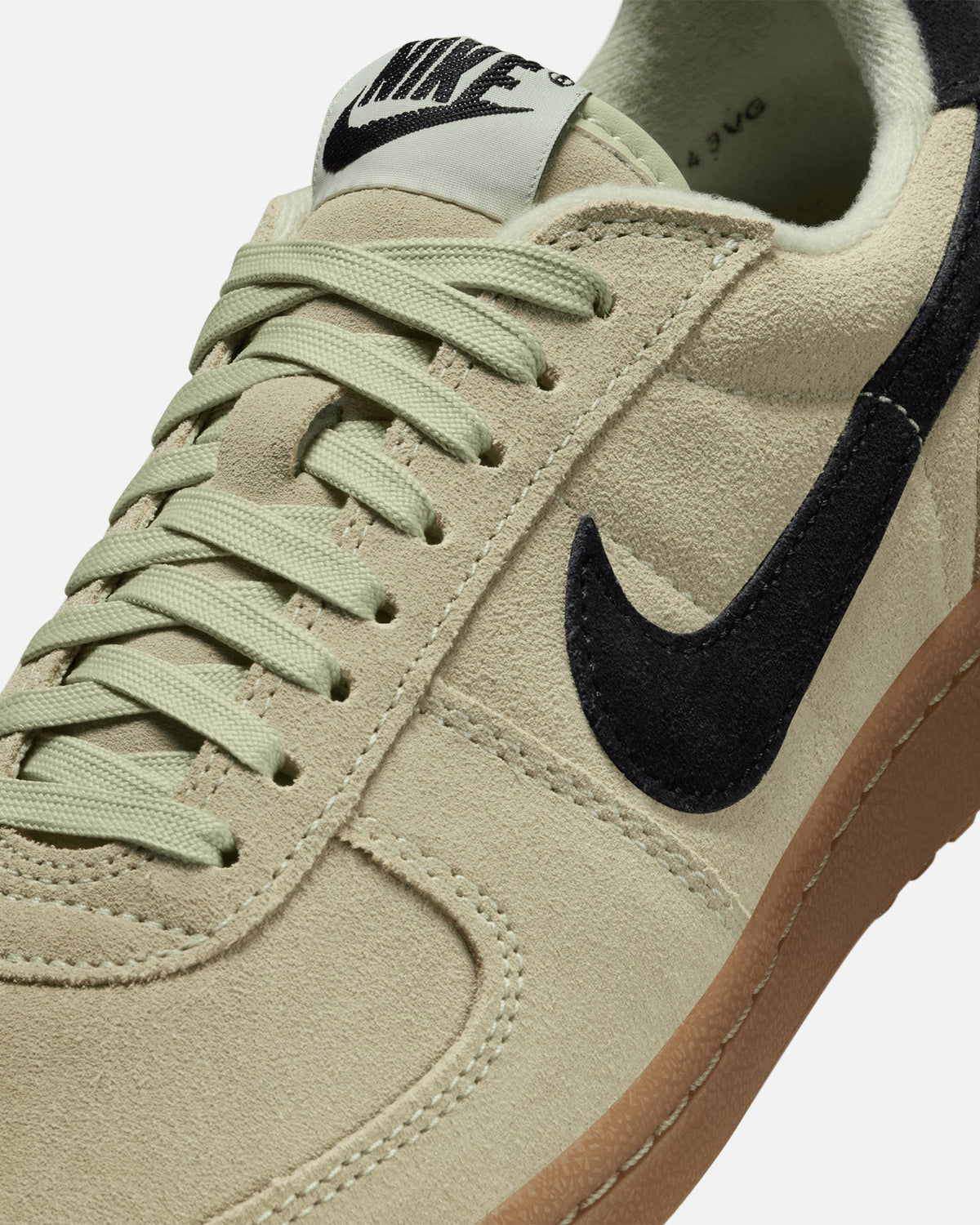 Nike Women's Field General Olive