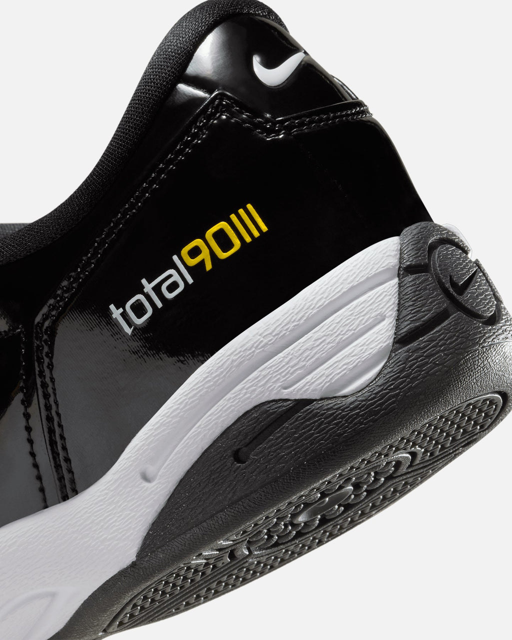 Nike Total 90 SP Black/White