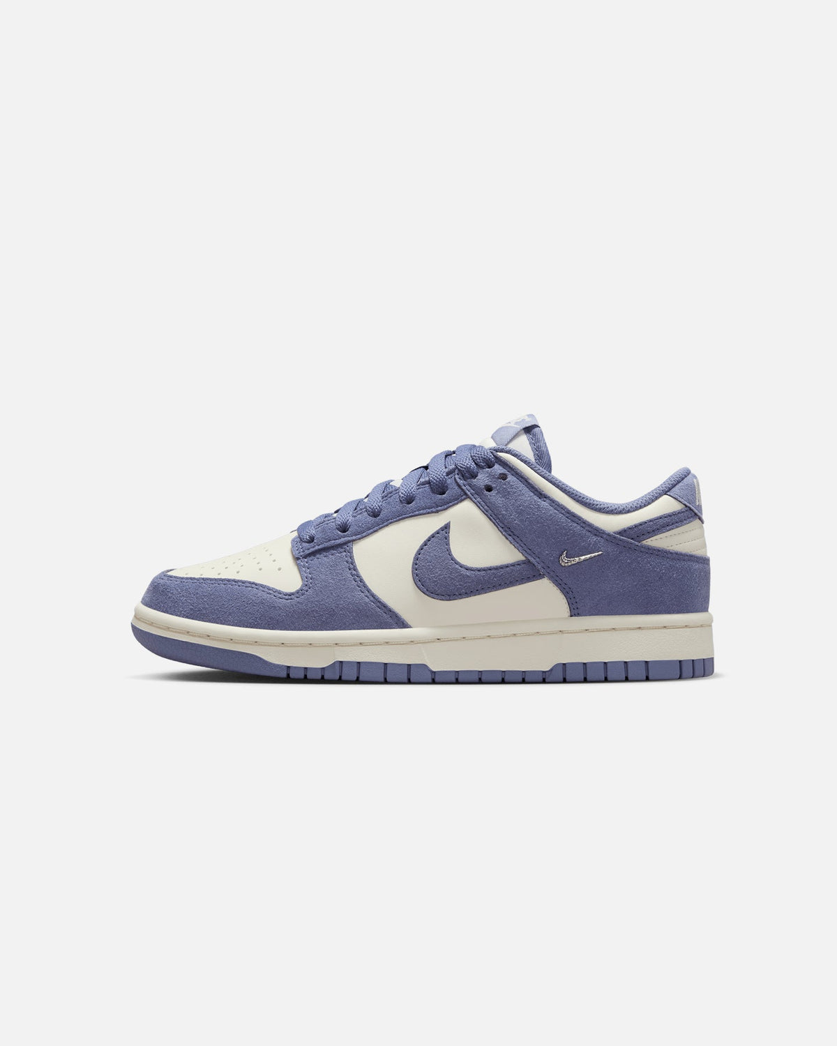 Nike Women's Dunk Low Sail