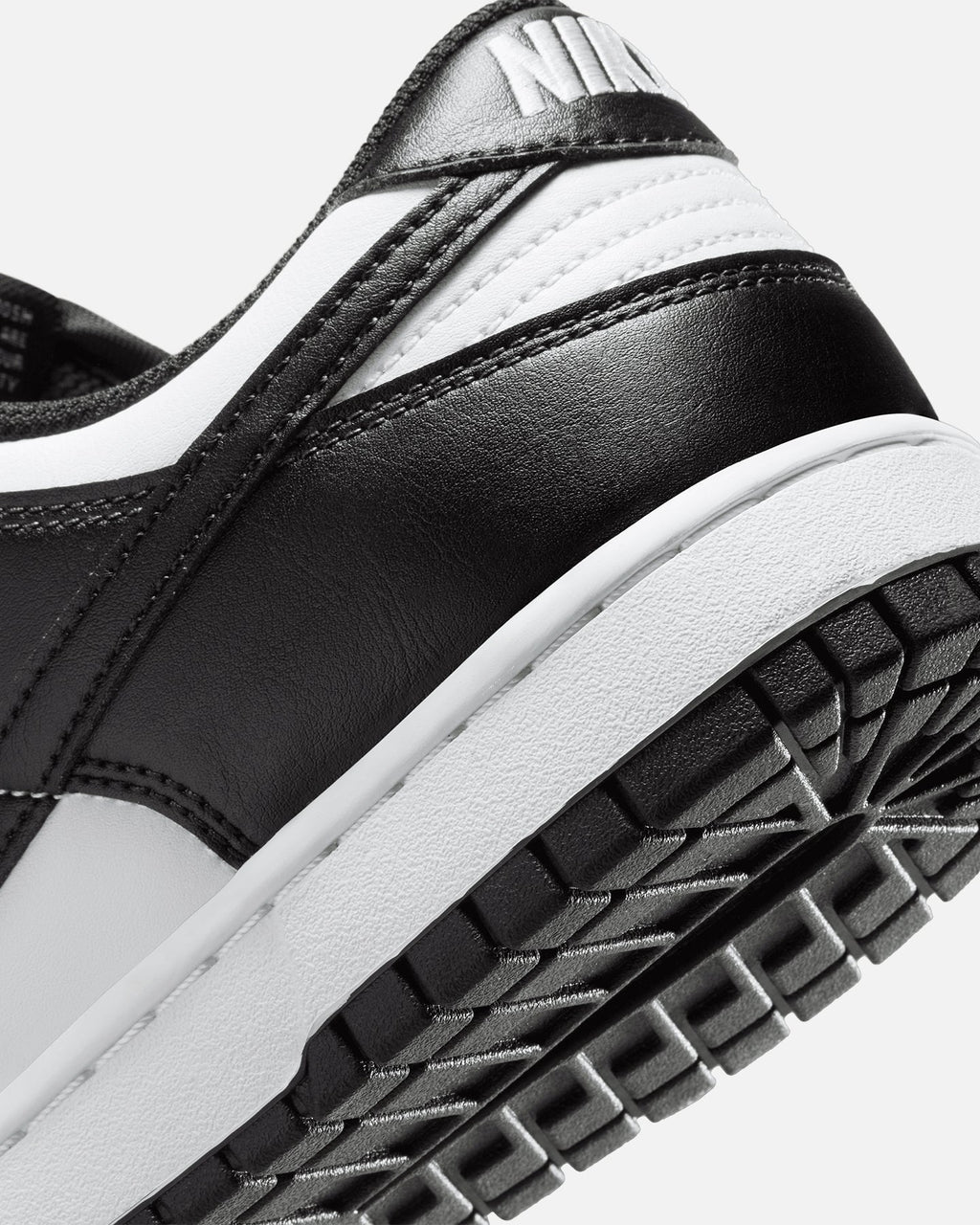 Nike Dunk Low Retro White/Black/White