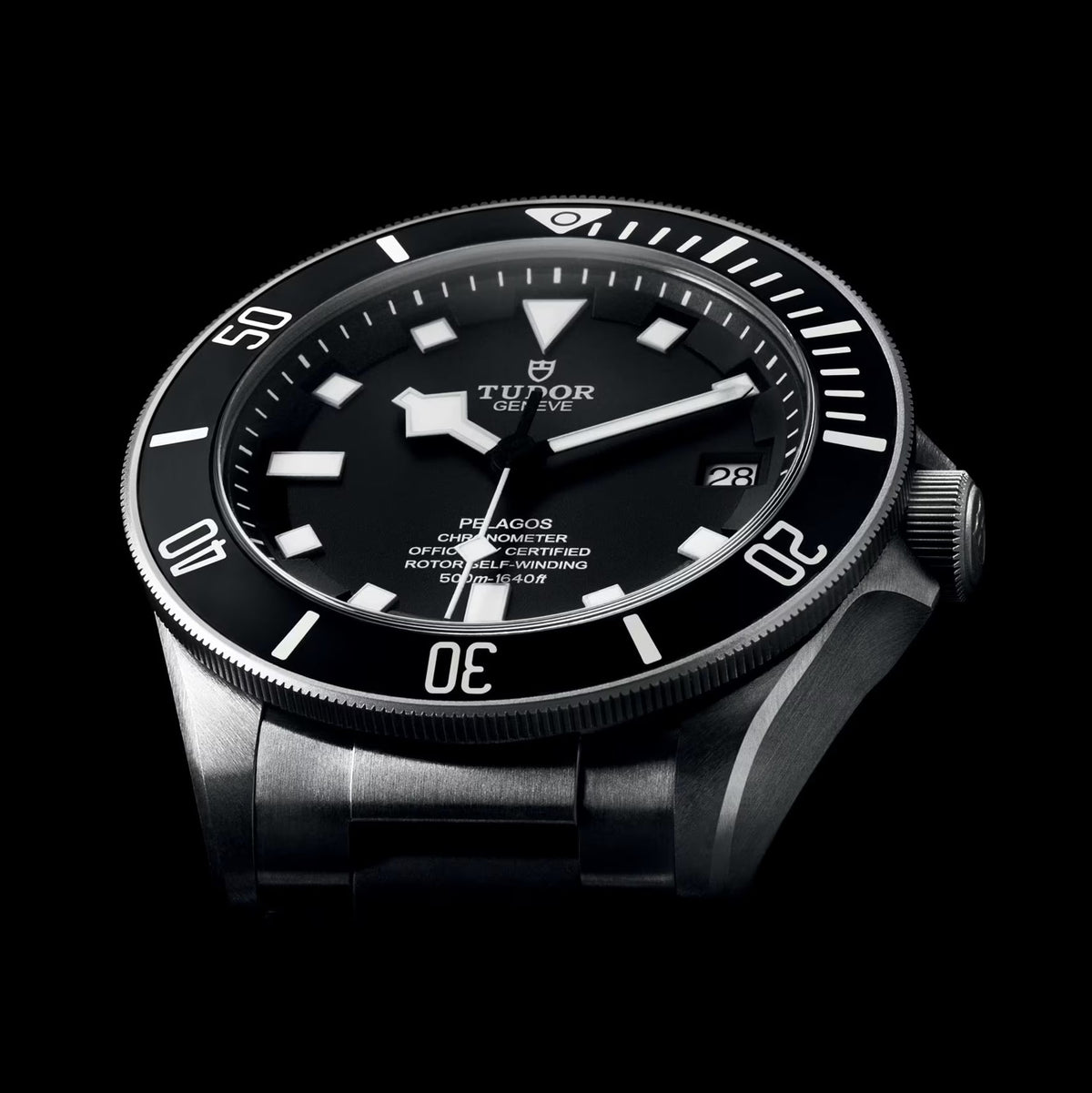 Pelagos Titanium 42mm - Black, Ceramic Bezel on Bracelet w/ Extra Rubber Strap